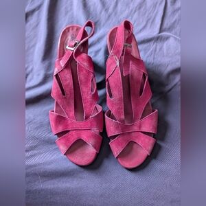 Arche Elegant Pink Suede Sandals
